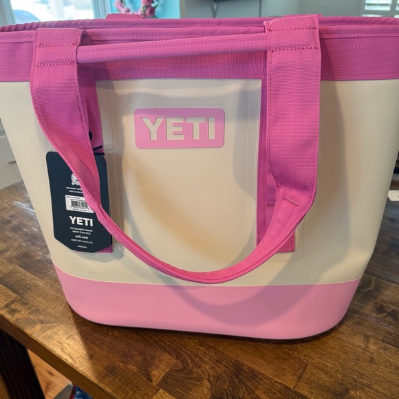 Yeti Handbags - YETI CAMINO Pink and Cream Tote